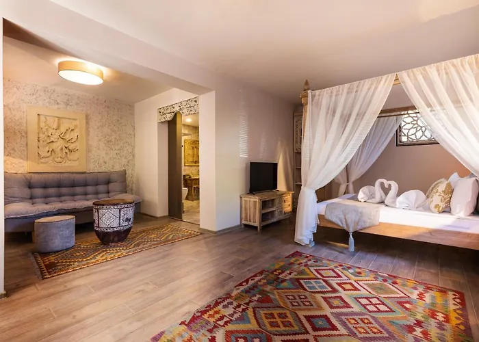 Horizont Hotel 2*
